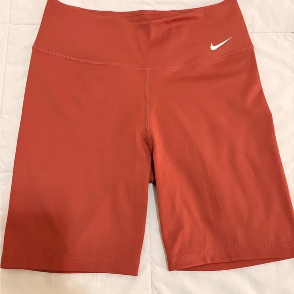 Nike Women's Vibrant Orange Bike Shorts - Picture 3 of 8